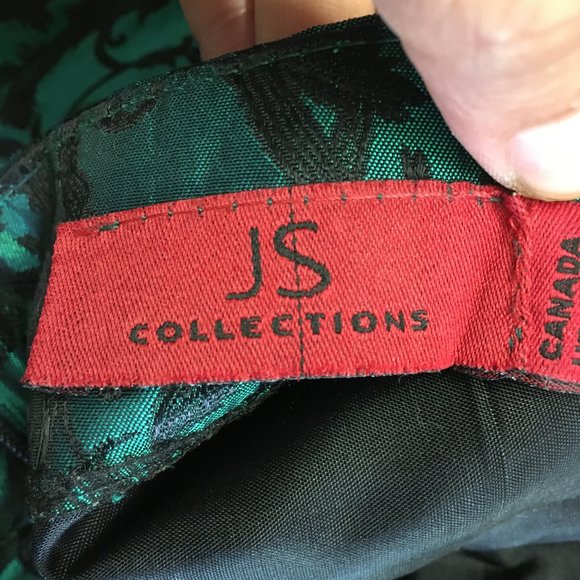 CLEARANCE -- JS collections Emerald Green Black patterned skirt - Picture 6 of 7